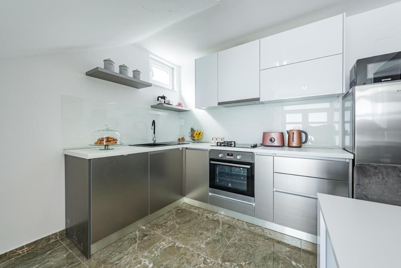 Golden Seaview Holiday Home 米利尼 外观 照片