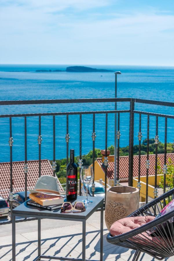 Golden Seaview Holiday Home 米利尼 外观 照片